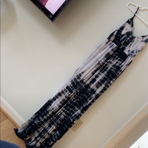 Blue tie-dye maxi dress